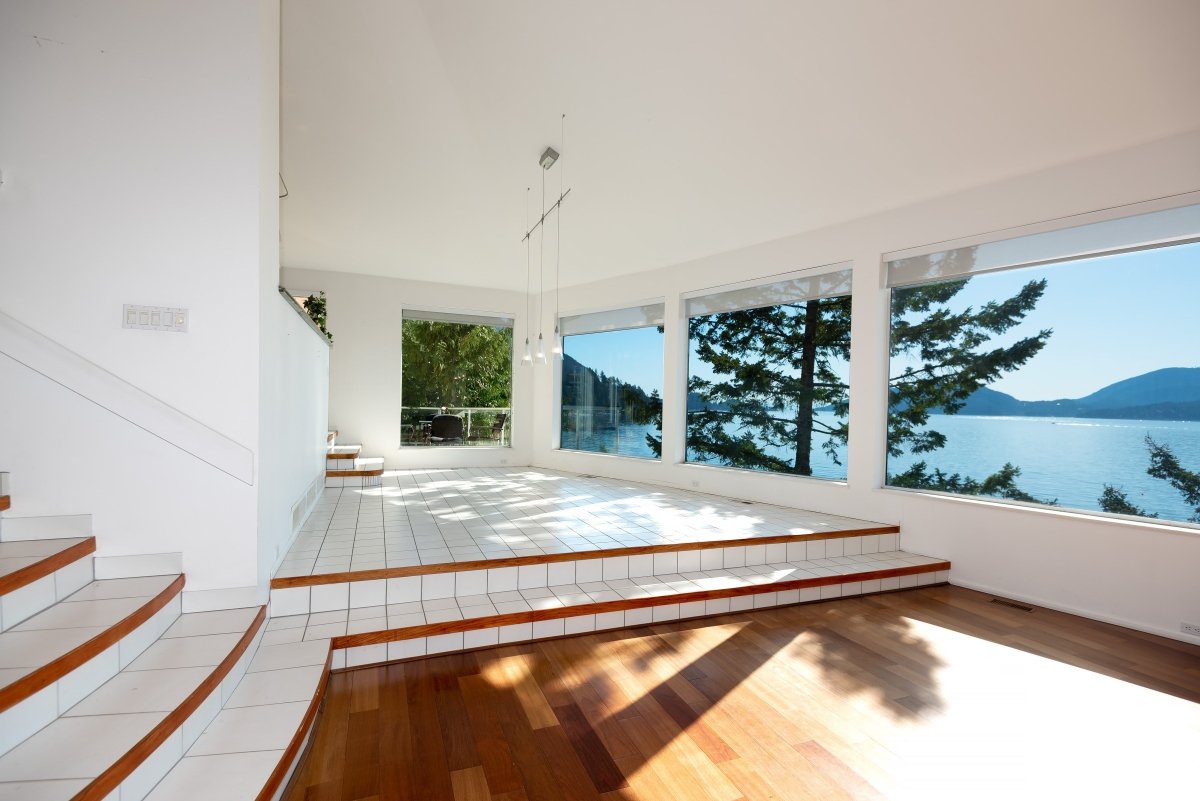 Listing Going Stale? 3 Ways Virtual Furniture Staging Can Breathe New Life Into Your Property - Bella Virtual Staging